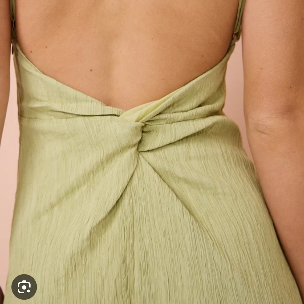 Sovere • Georgia Maxi Dress in Celery Green NWT - Picture 5 of 6